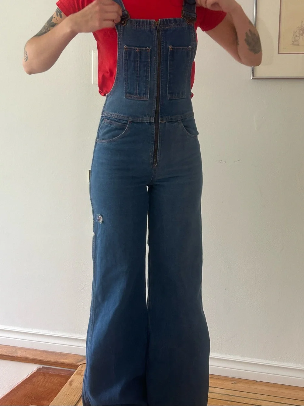 VINTAGE 70s Denim bell bottom overalls - Picture 2 of 16